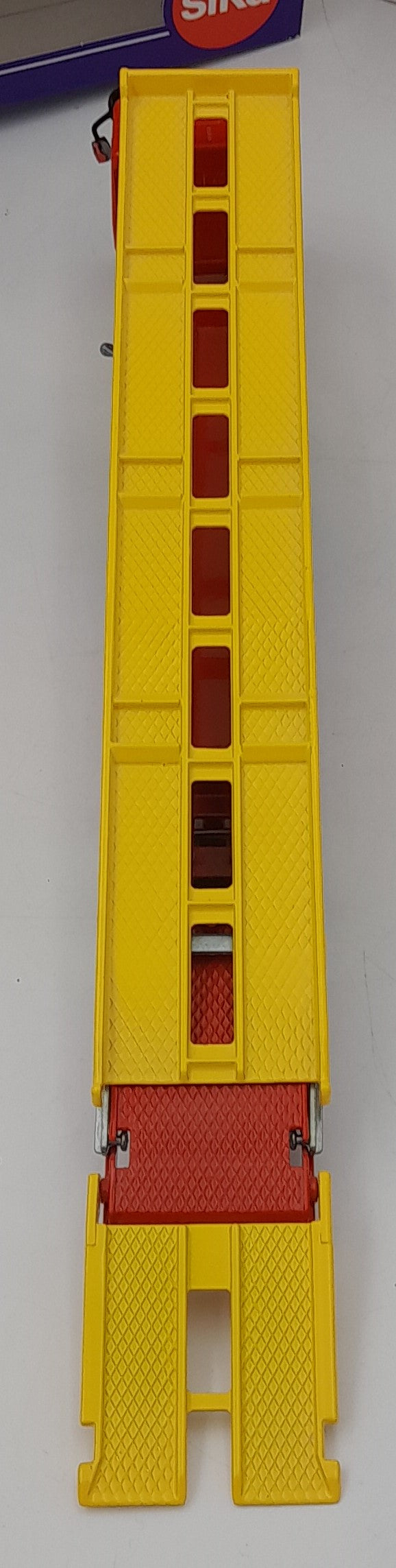 Camion transporteur voitures SIKU Super Serie 3112 Mercedes‑Benz Actros 1:55 en boîte – très bon état