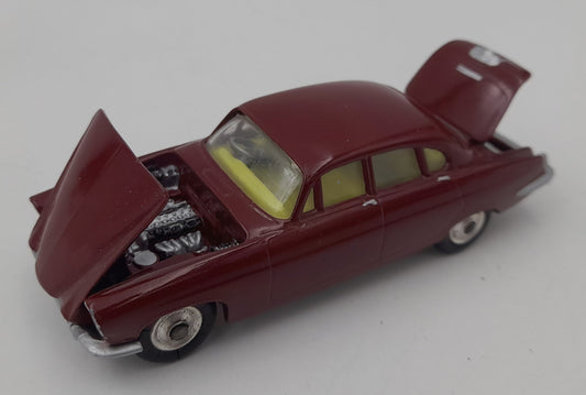 Corgi Toys 238 Jaguar Mark X Saloon 1/43 ouvrants Meccano Britain métal vintage restaurée