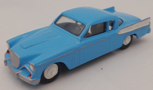 Dinky Toys 169 – Studebaker Golden Hawk 1/43 – Meccano England – Restaurée pro