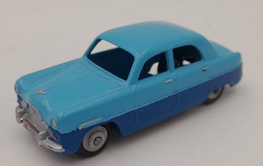 Dinky Toys 162 Ford Zephyr 1 43 Meccano England restaurée très bon état général