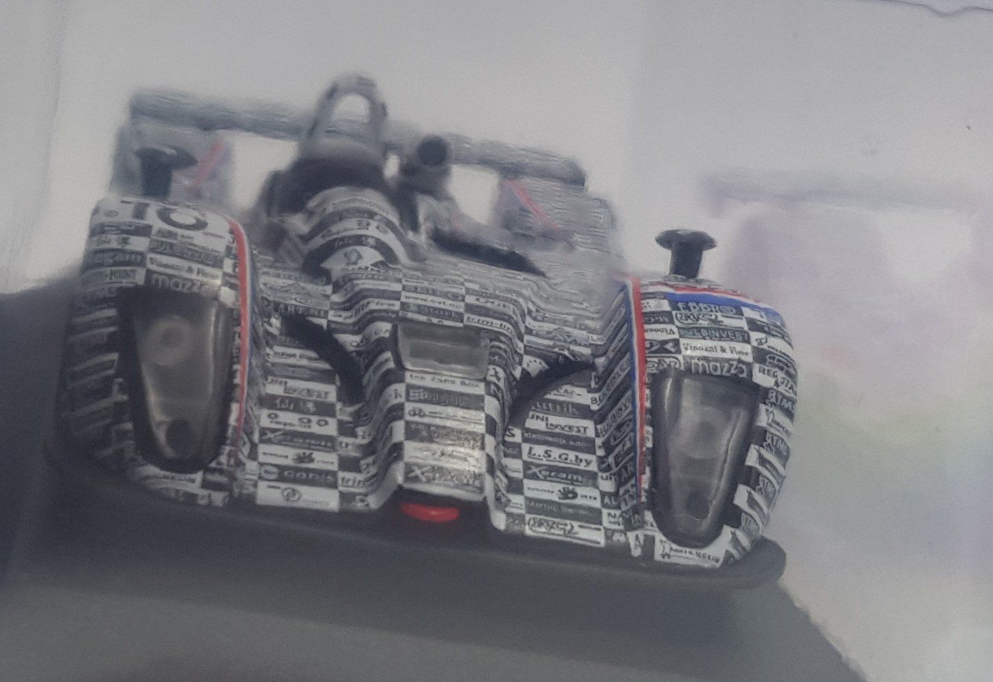 24h Le Mans 31 – Dome S101 – 2002 – 1:43 – Ixo Collection