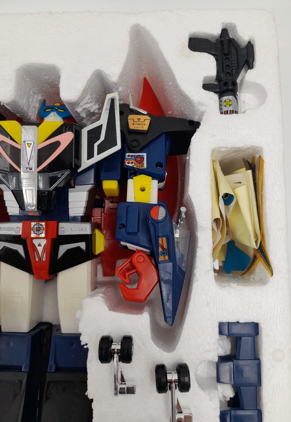 Arcubots Thorn-Rock DX – Robot 6-en-1 Vintage – Astro-Form (1980’s)